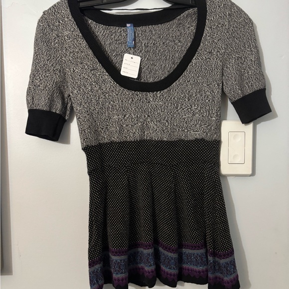 Sold!! - Picture 2 of 4